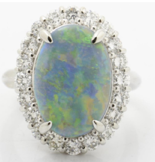 Ｐｔ９００リング　ブラックオパール６．１２ｃｔ　Ｄ１．３３ｃｔ　１２．６７ｇ